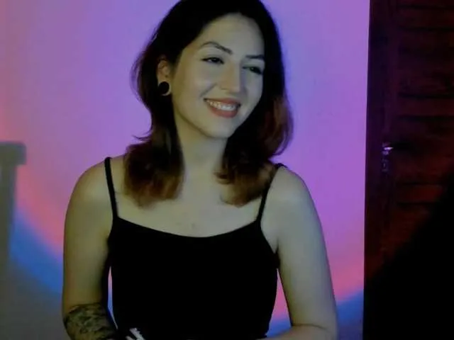 Live sex webcam photo for JanniiSay #286549837