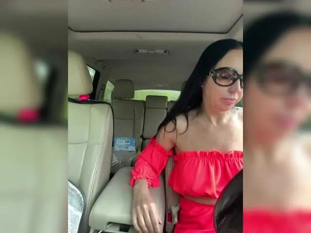 Live sex webcam photo for Janochka666 #291050126