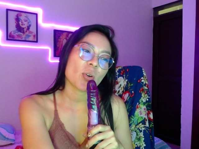 Live sex webcam photo for Japonesa01 #273627633