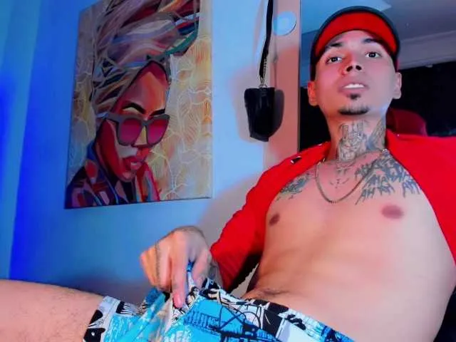 Live sex webcam photo for JaredKing1 #276635901