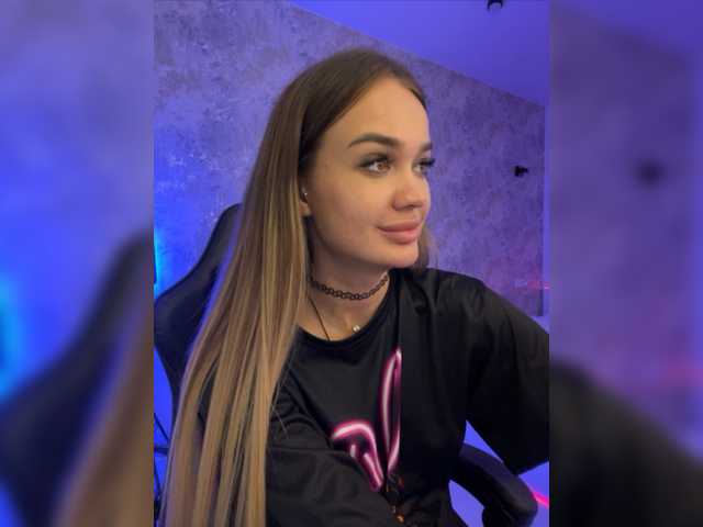 Live sex webcam photo for Jasmin-Li #277121977