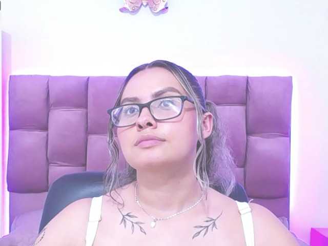 Live sex webcam photo for Jasminandrea #272250750