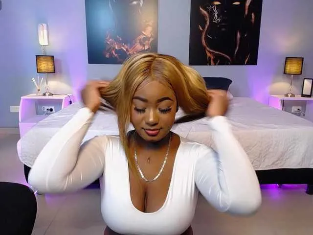 Live sex webcam photo for JasmineCampbell #292139140