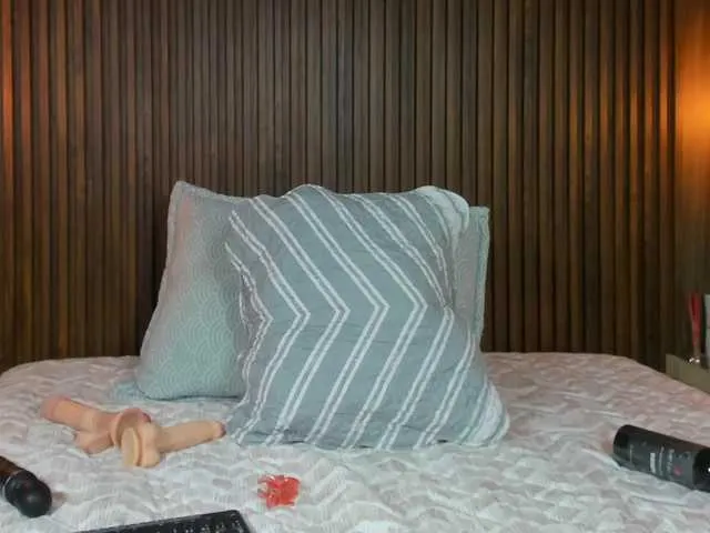 Live sex webcam photo for JasmineRoss #291598803