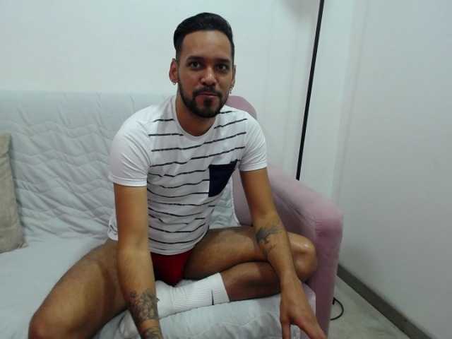 Live sex webcam photo for Jasperr- #276783672