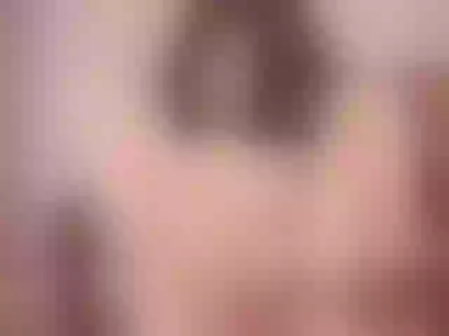 Live sex webcam photo for JassyeJoy #277906408