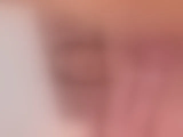 Live sex webcam photo for JassyeJoy #290730482