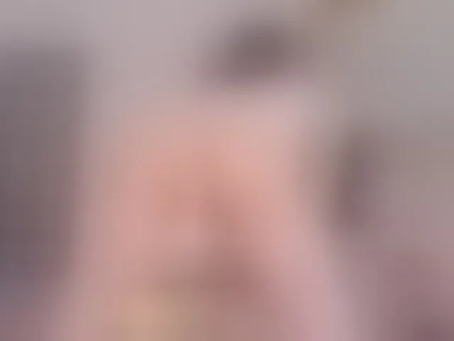 Live sex webcam photo for JassyeJoy #293059785