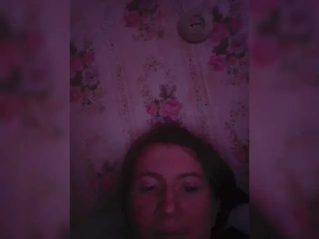 Live sex webcam photo for JasyJoe #290494126