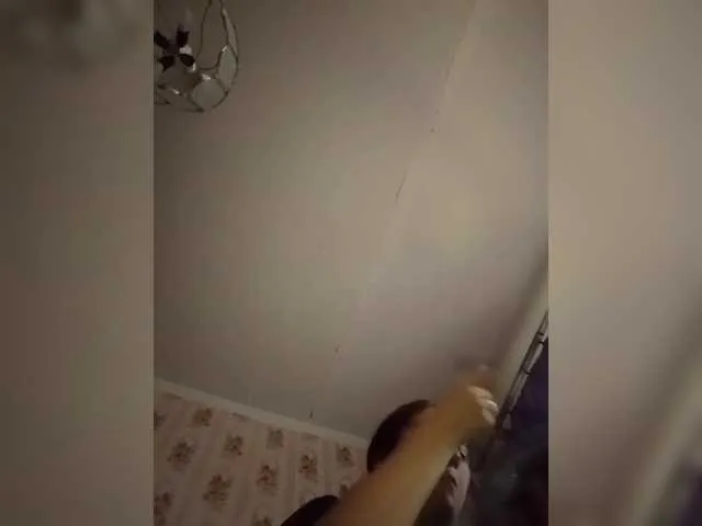 Live sex webcam photo for JasyJoe #292033360