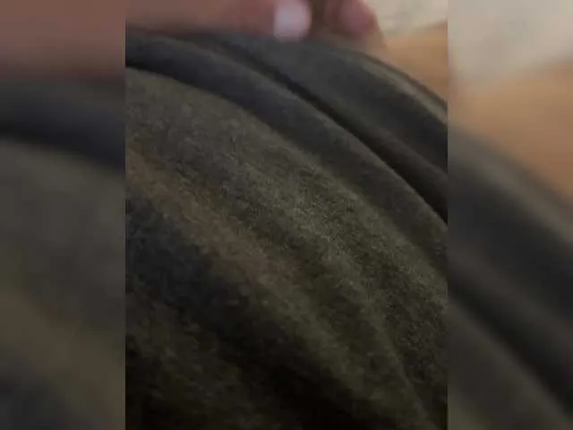 Live sex webcam photo for Javi195 #278243247