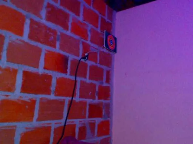 Live sex webcam photo for JazmiiWolf #280301409