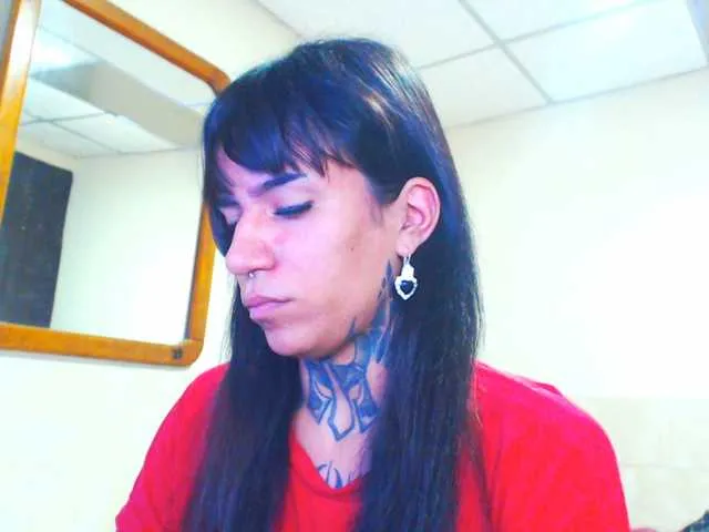 Live sex webcam photo for JazmiiWolf #291693130