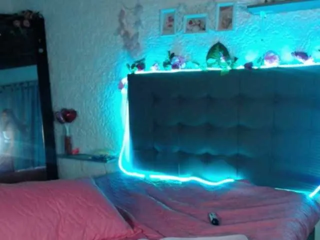 Live sex webcam photo for Jazmin-Ferreira #276077720