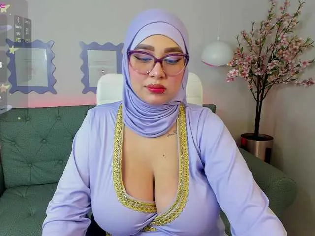 Live sex webcam photo for Jazmin-Kitana #290789786