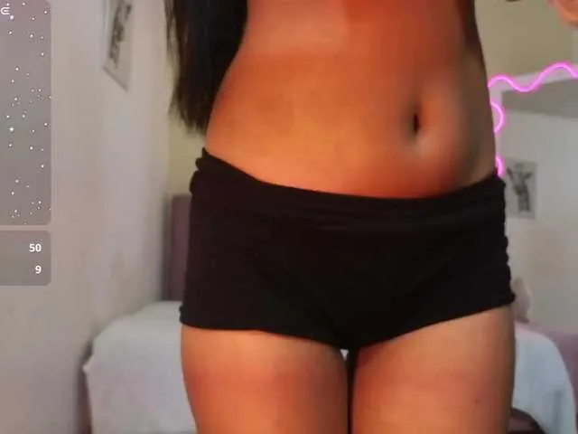 Live sex webcam photo for Jazmin-tay #291405228