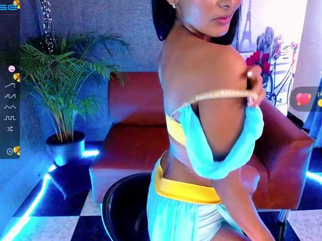 Live sex webcam photo for JazminCute #273797310