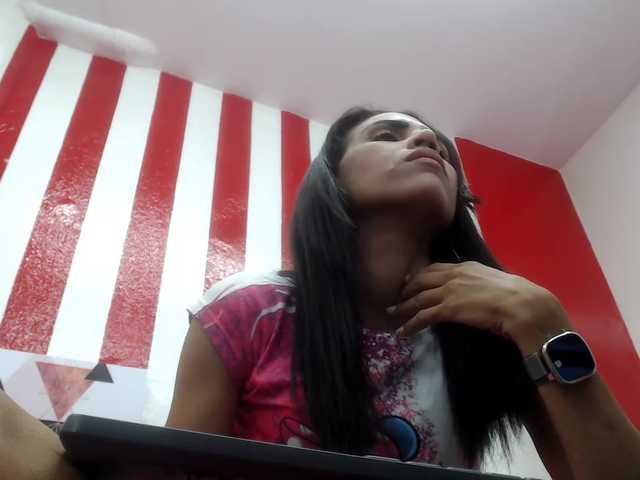 Live sex webcam photo for JazminQueen20 #272117784