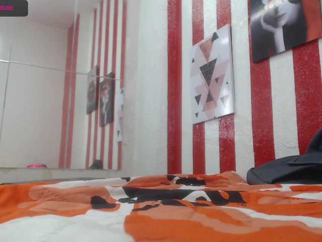 Live sex webcam photo for JazminQueen20 #272913422