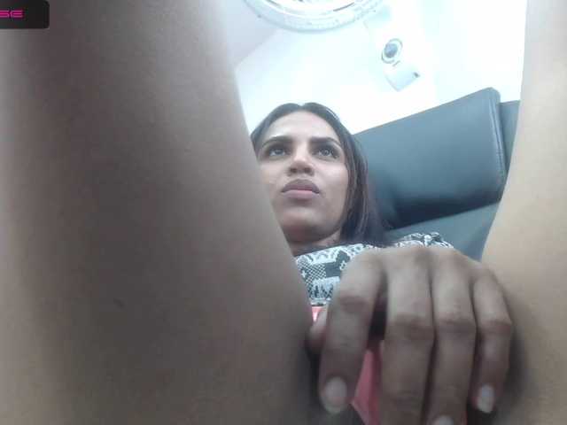 Live sex webcam photo for JazminQueen20 #272924934