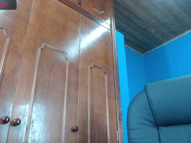 Live sex webcam photo for JazminQueen20 #273487248