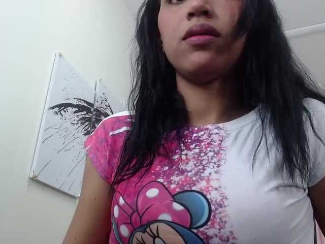 Live sex webcam photo for JazminQueen20 #273679068