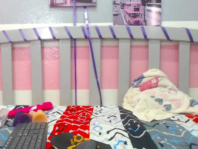 Live sex webcam photo for JazminQueen20 #274207106