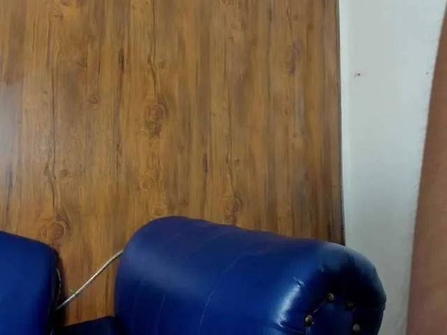 Live sex webcam photo for JeanRam18 #290926842