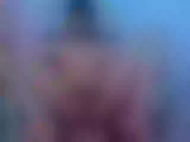 Live sex webcam photo for JeanRam18 #291549518
