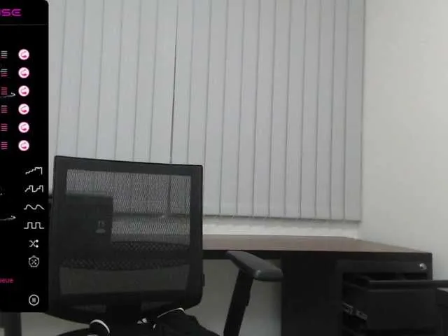 Live sex webcam photo for Jeann-Foster #276489027