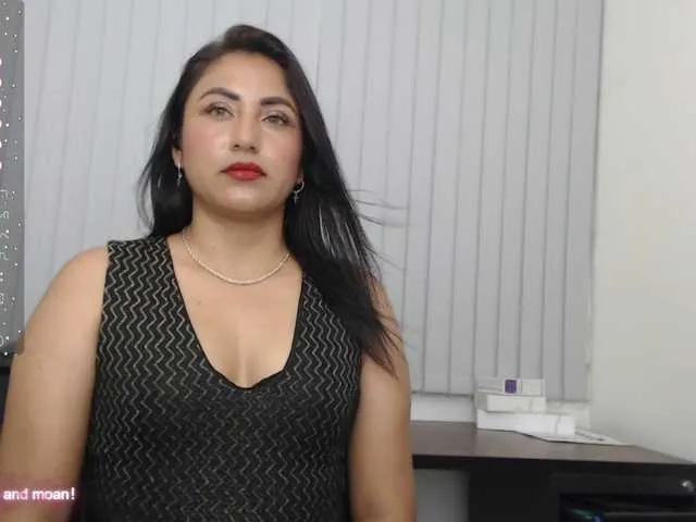Live sex webcam photo for Jeann-Foster #277089577