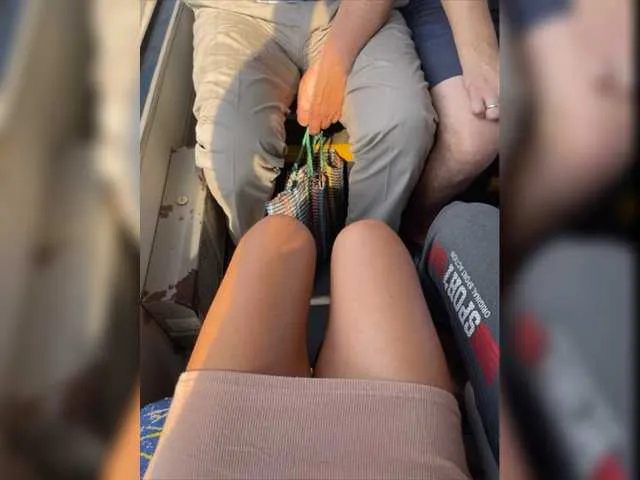 Live sex webcam photo for Jeanne91 #276088338