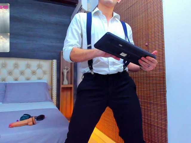 Live sex webcam photo for Jeanpiere1 #275473406