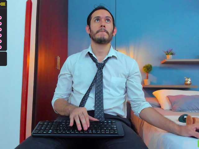 Live sex webcam photo for Jeanpiere1 #275751071