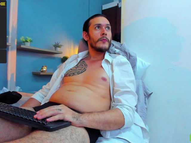 Live sex webcam photo for Jeanpiere1 #275756060