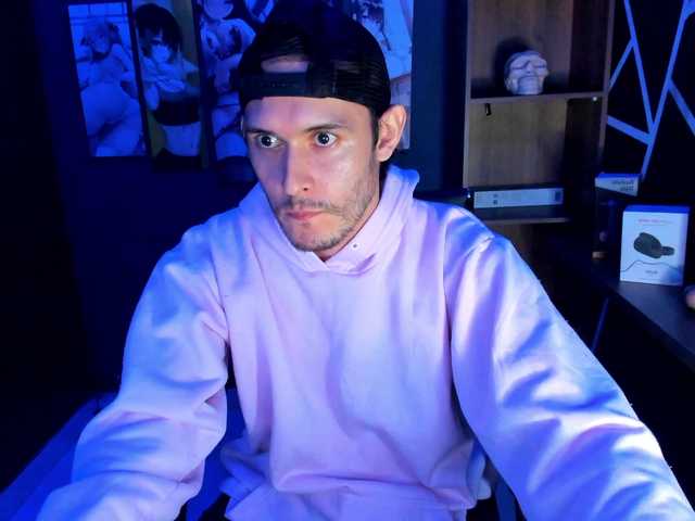 Live sex webcam photo for Jeanpiere1 #276671361