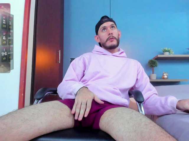 Live sex webcam photo for Jeanpiere1 #277037173