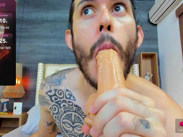 Live sex webcam photo for Jeanpiere1 #277945023