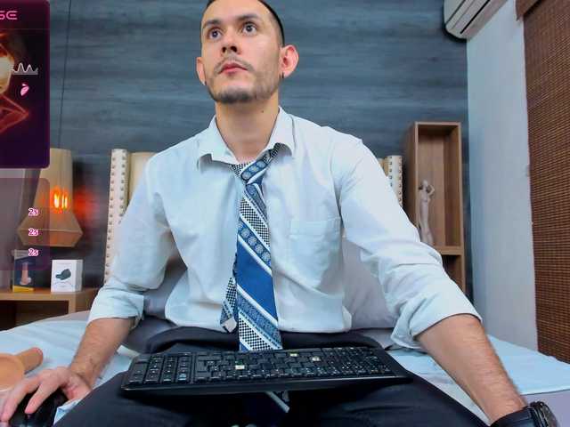 Live sex webcam photo for Jeanpiere1 #286194711