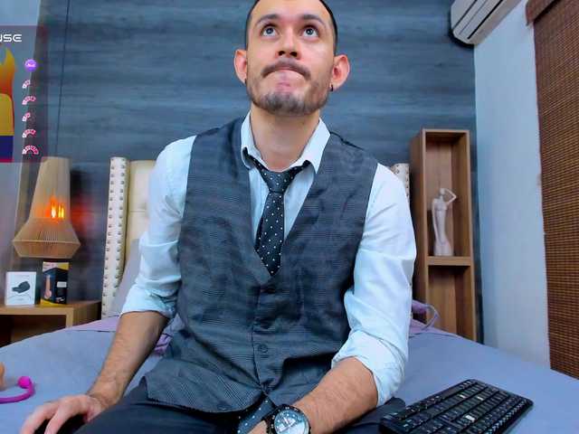 Live sex webcam photo for Jeanpiere1 #287569510