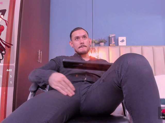 Live sex webcam photo for Jeanpiere1 #291056115