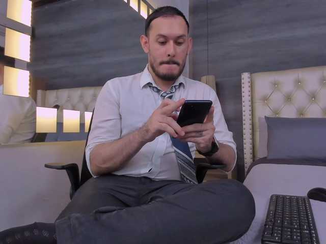 Live sex webcam photo for Jeanpiere1 #291109759