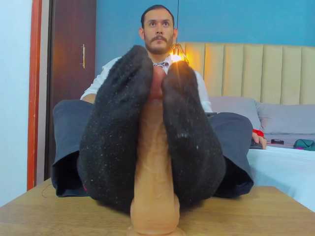 Live sex webcam photo for Jeanpiere1 #291203792