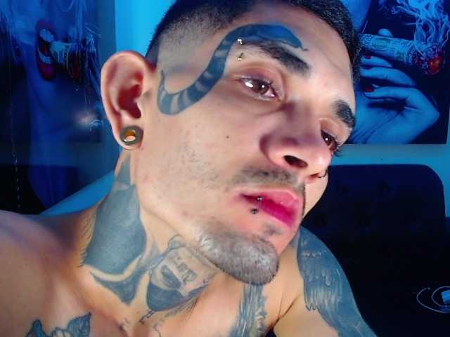 Live sex webcam photo for JeisonHott #277721487