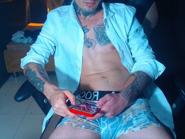 Live sex webcam photo for JeisonHott #278200856