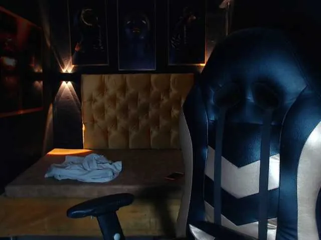 Live sex webcam photo for JeisonHott #278212053