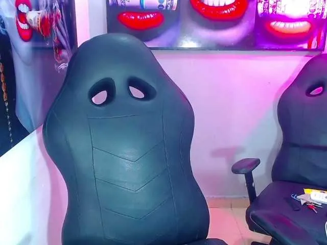 Live sex webcam photo for JeisonHott #289516806