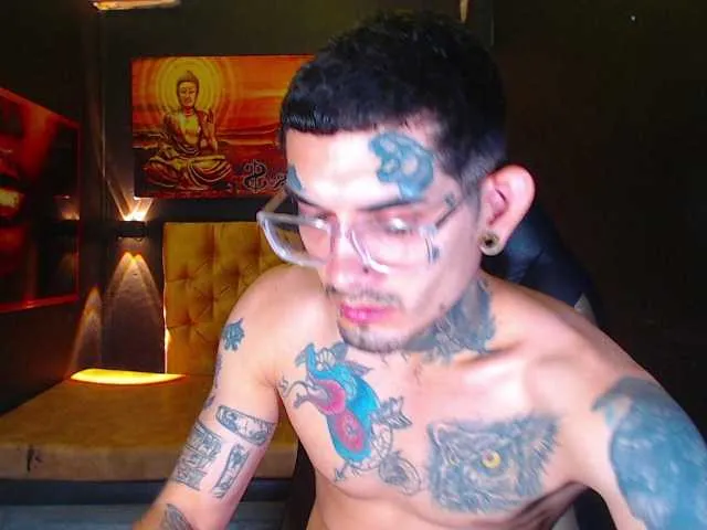 Live sex webcam photo for JeisonHott #289903506