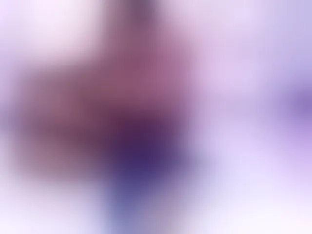 Live sex webcam photo for JelanyBankol #293933390