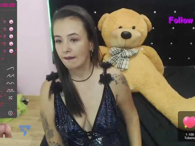 Live sex webcam photo for Jelenna #272346632
